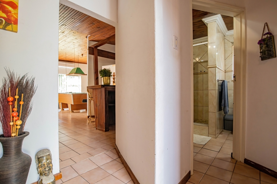 4 Bedroom Property for Sale in Joostenbergvlakte Western Cape